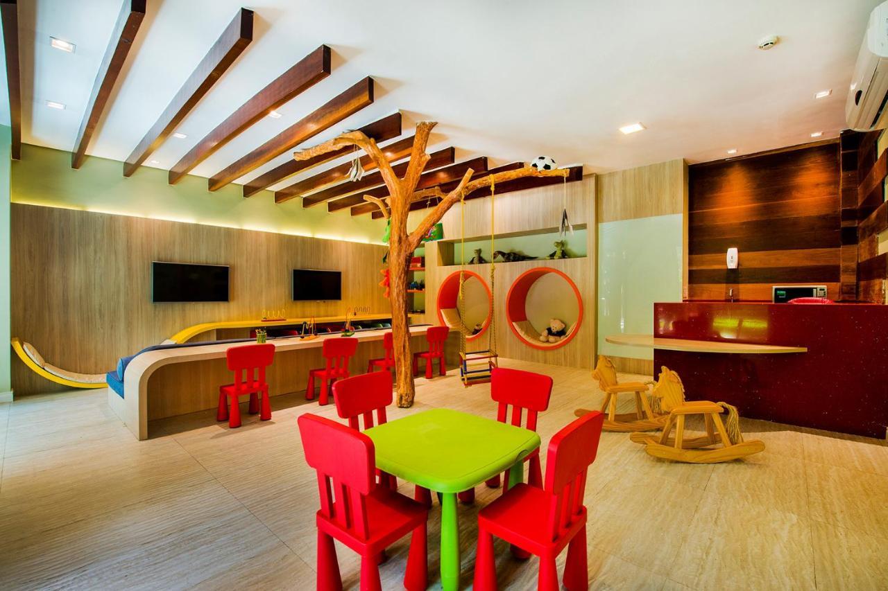 Carmel Cumbuco Resort מראה חיצוני תמונה The Children's Club at the Renaissance Hotel in Cancun, Mexico