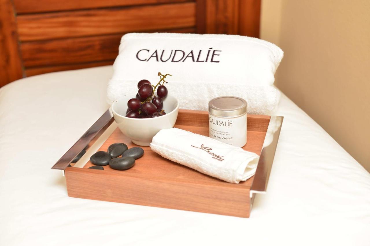Carmel Cumbuco Resort מראה חיצוני תמונה A spa tray